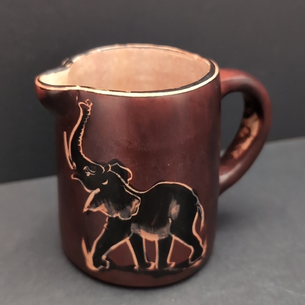 Kuku Hut,Hand carved Brown Stone Sugar And Creamer Set with Tray. - Picture 4 of 16